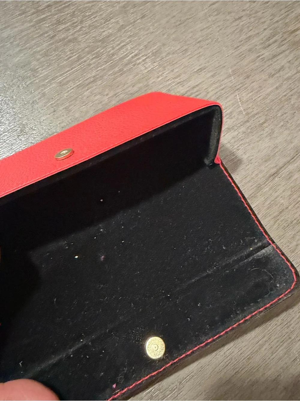 GUESS Red Pebbled Clutch Glasses Case